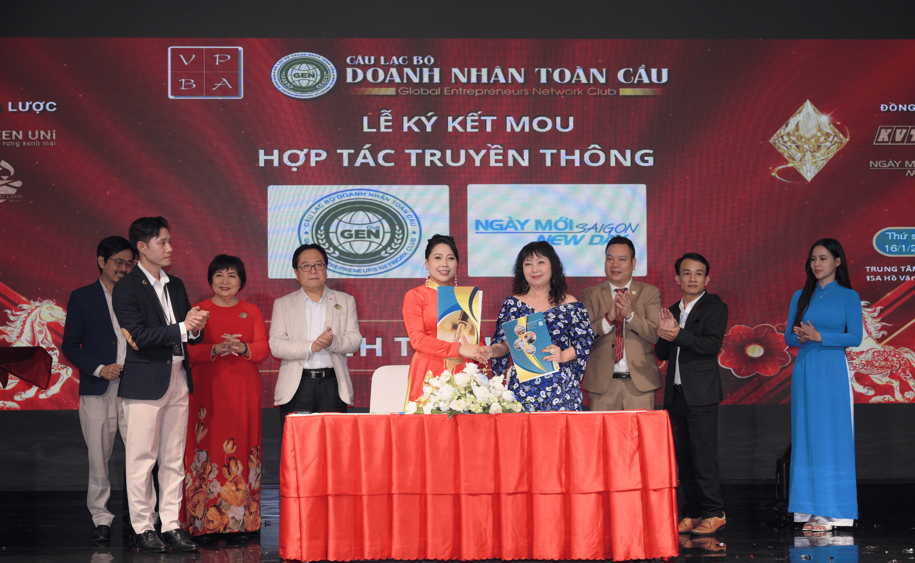 NHÀ BÁO HỒ TRÚC MAI – CHỦ BIÊN ẤN PHẨM NGÀY MỚI SAIGON ĐỒNG HÀNH CÙNG GEN CLUB, KÝ KẾT BẢO TRỢ TRUYỀN THÔNG TRONG SỰ KIỆN GEM SHOW