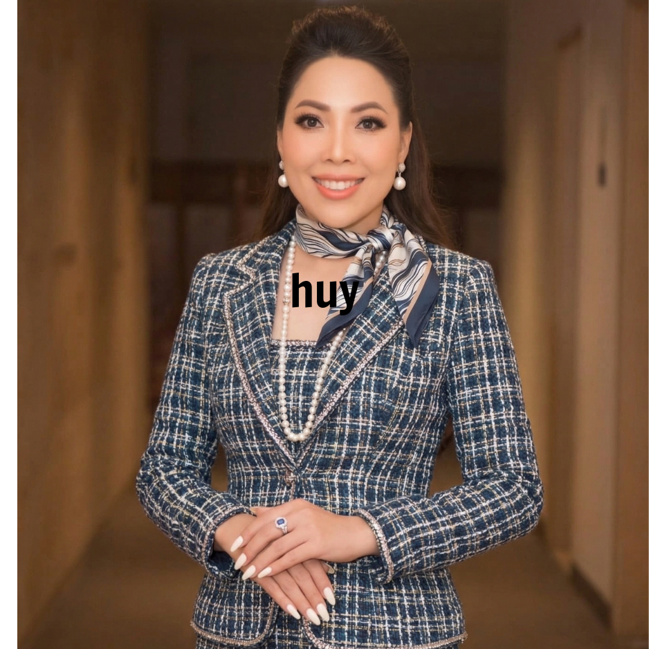 NGUYỄN THỊ NHUẦN ( DIỄN GIẢ THÙY DƯƠNG)