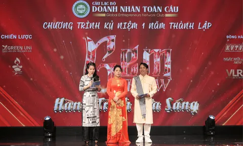 MC Trúc Thy tỏa sáng tại GEM SHOW - Hành trình kết nối doanh nhân toàn cầu