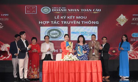 NHÀ BÁO HỒ TRÚC MAI – CHỦ BIÊN ẤN PHẨM NGÀY MỚI SAIGON ĐỒNG HÀNH CÙNG GEN CLUB, KÝ KẾT BẢO TRỢ TRUYỀN THÔNG TRONG SỰ KIỆN GEM SHOW