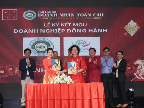 Dr Family và GEN CLUB Ký Kết Hợp Tác Chiến Lược, Cùng Kiến Tạo Hệ Sinh Thái Sức Khỏe Toàn Diện